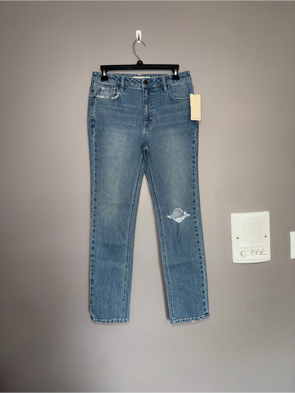 Straight Leg Women’s Jeans in Medium Blue Wash